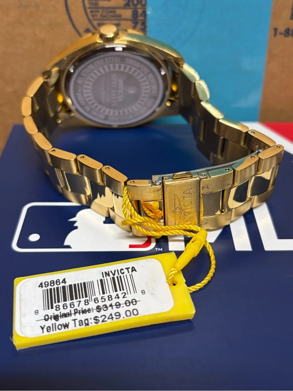 Invicta Men's New York Yankees Gold-Tone Stainless Steel Watch - White/Blue Dial